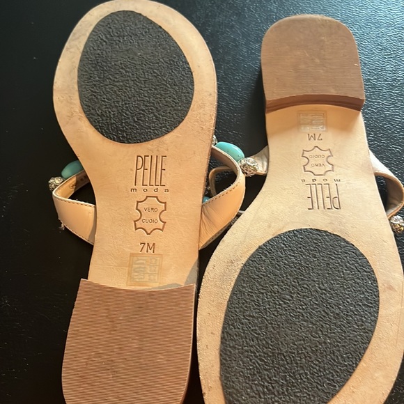 PELLE MODA flip flops - Picture 3 of 4